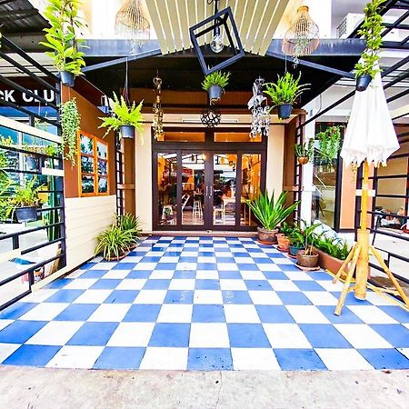 Hello Hostel Ayutthaya Екстериор снимка